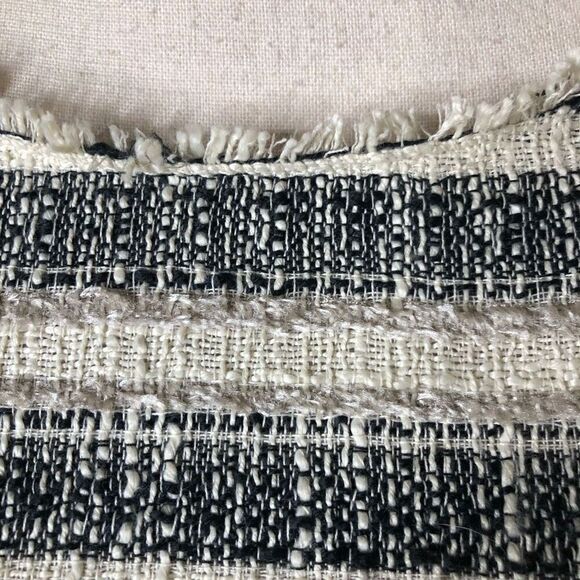 Zara
Basic Cream and Black Tweed Fringed Shift Dress - Picture 3 of 14